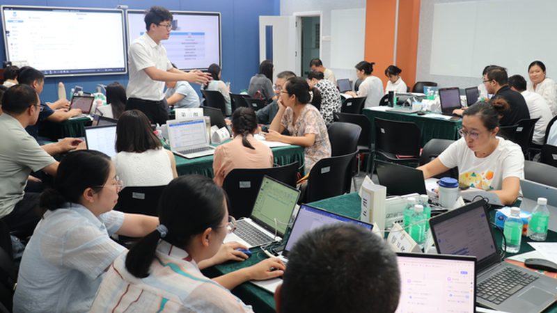 职业培训品牌排名背后的考量因素