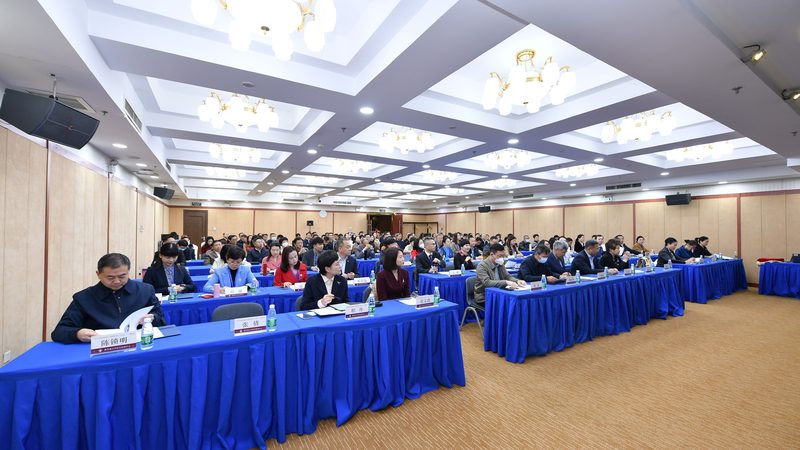 成人教育之路：自考与成考，适合哪类人群？**