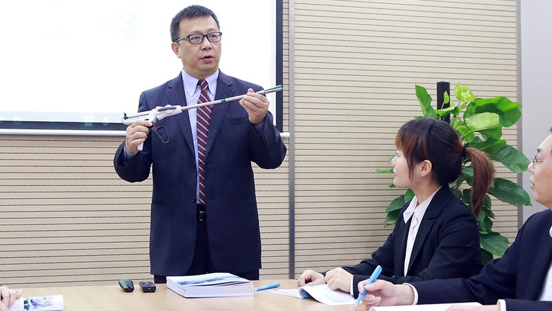 内训师选拔：如何构建高效的内训师团队**